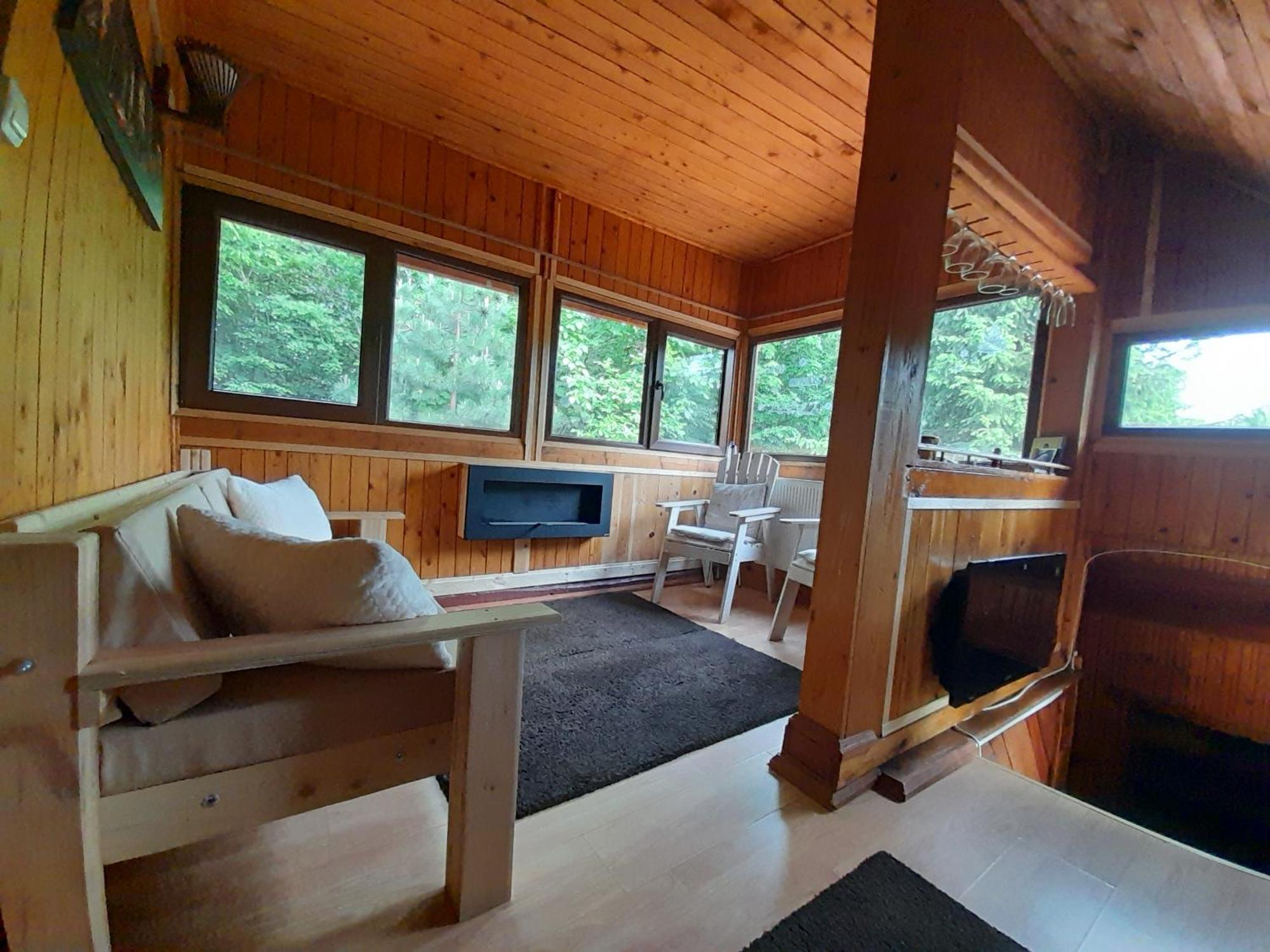 Cabana Din Padurea Valeni Vălenii de Munte Eksteriør bilde